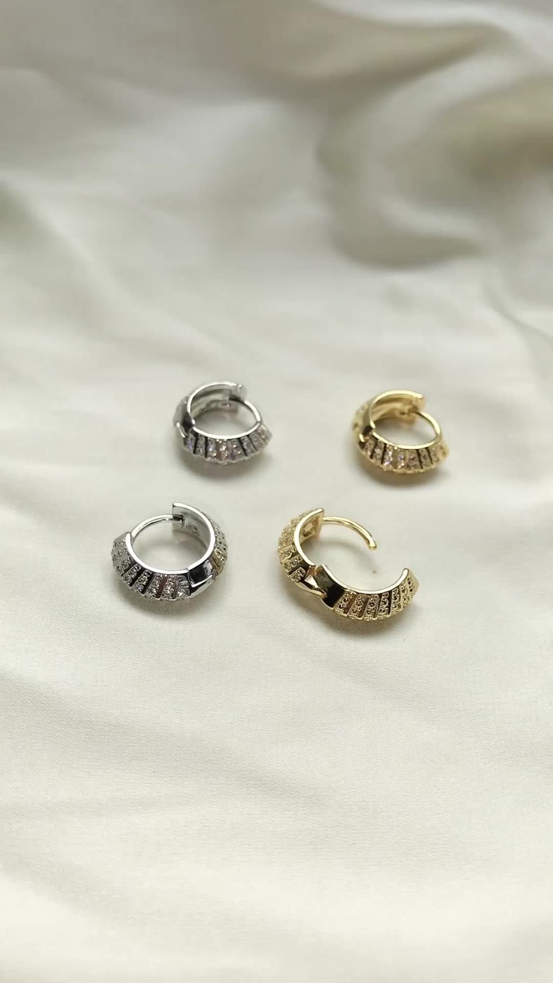 90s Mini Gold Hoops Men Hip Hop Earrings for Women