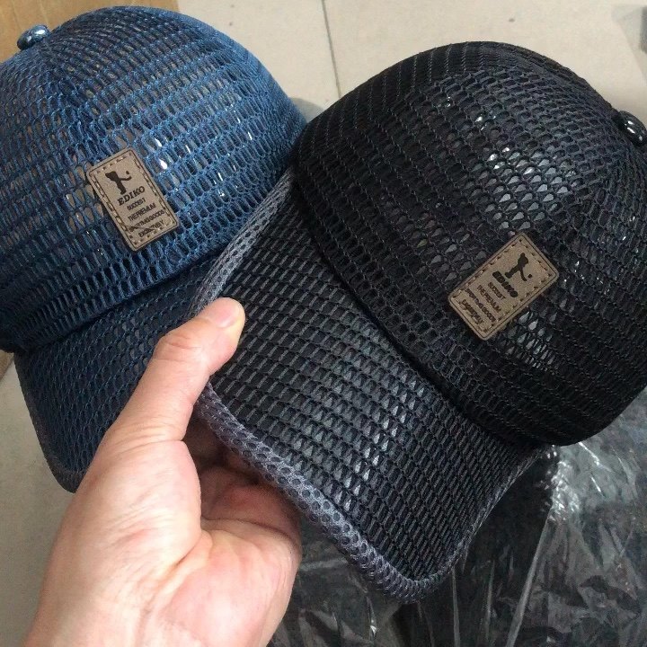 Summer Mesh Breathable Men's and Women's Casual Sun protection