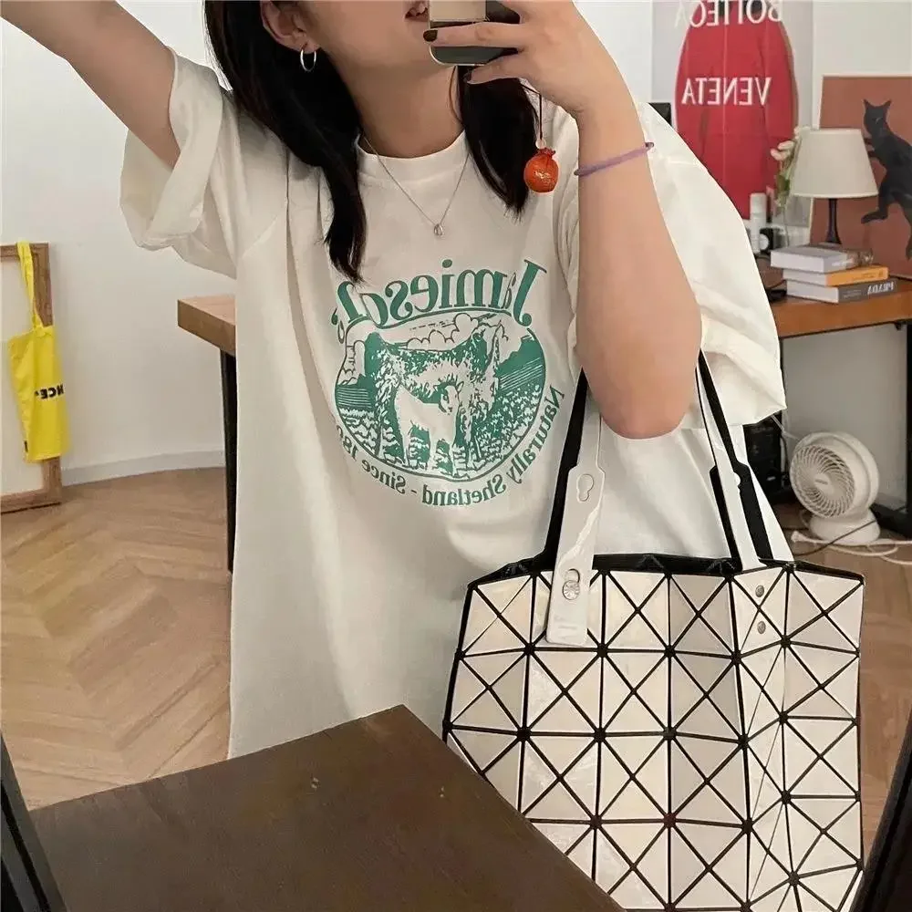 2025 New Summer Design Salt-Coded Short-Sleeve T-Shirt for Women, Student Style Korean Version Loose Fit Versatile Half-Sleeve Top, Instagram Trendy