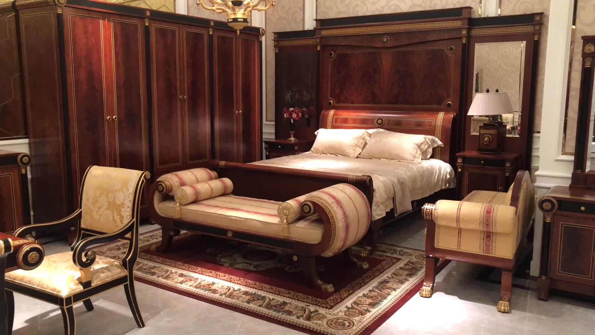 Luxurious King Veneer Covered Antique Wooden Bedroom Furniture Set
