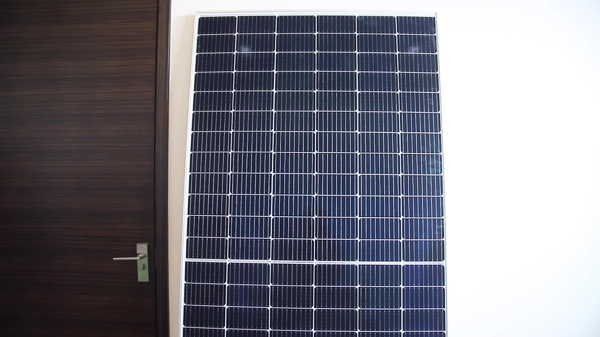 Banatton Mono Poly Solar Cell Solar Panel Roof 350 Watt 18v 300 Watt