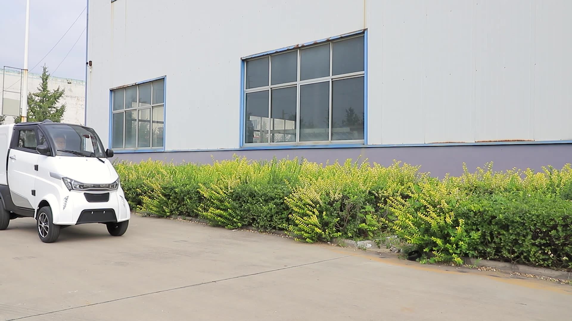 Mini 4 Wheeler Eec Approved Electric Delivery Food Van Cargo Truck For