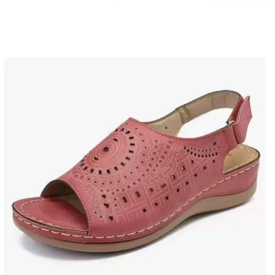 Foreign trade plus size summer new wedge sandals Women's European and American hollow flat heel open toe buckle retro hole shoes