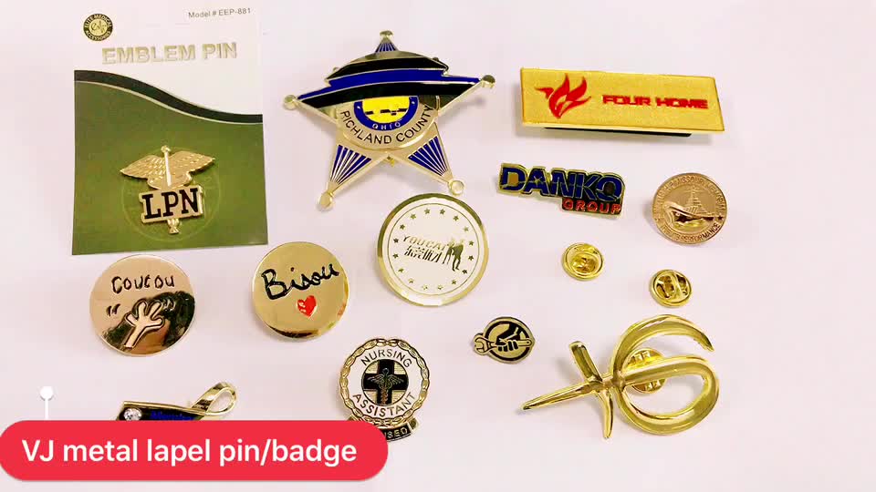 Wholesale Custom Soft Enamel 3d Metal Lapel Pin Souvenir Cloth Badges 