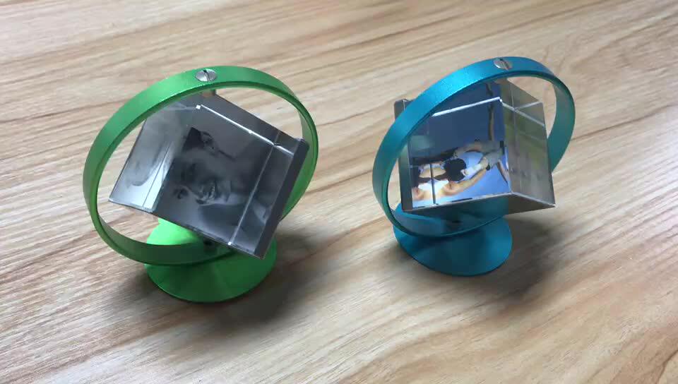 cube photo frame rotating