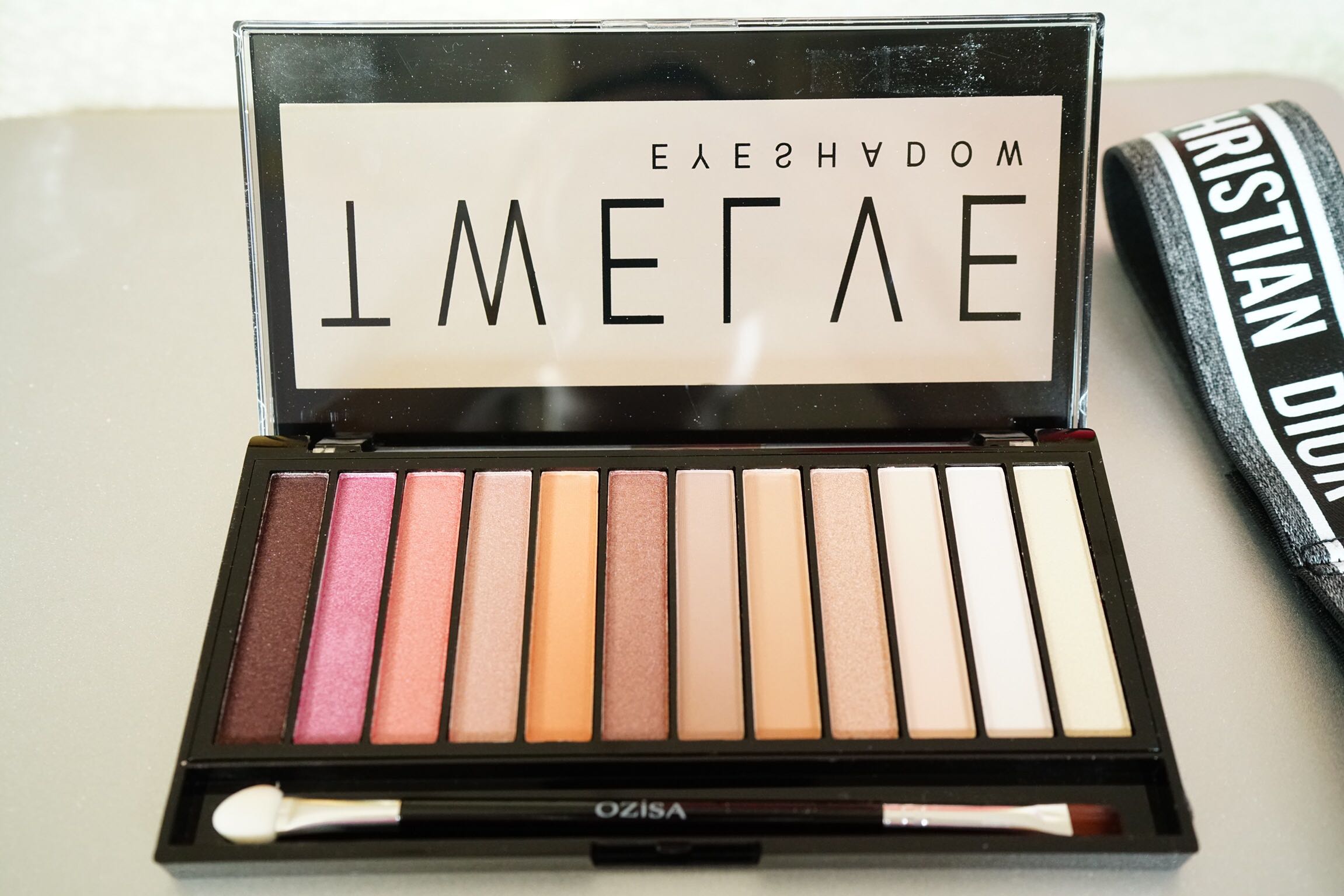 泰国12色眼影免费试用质量怎么样一个多少钱，宝妈的亲自使用感受（价格实惠）,第5张