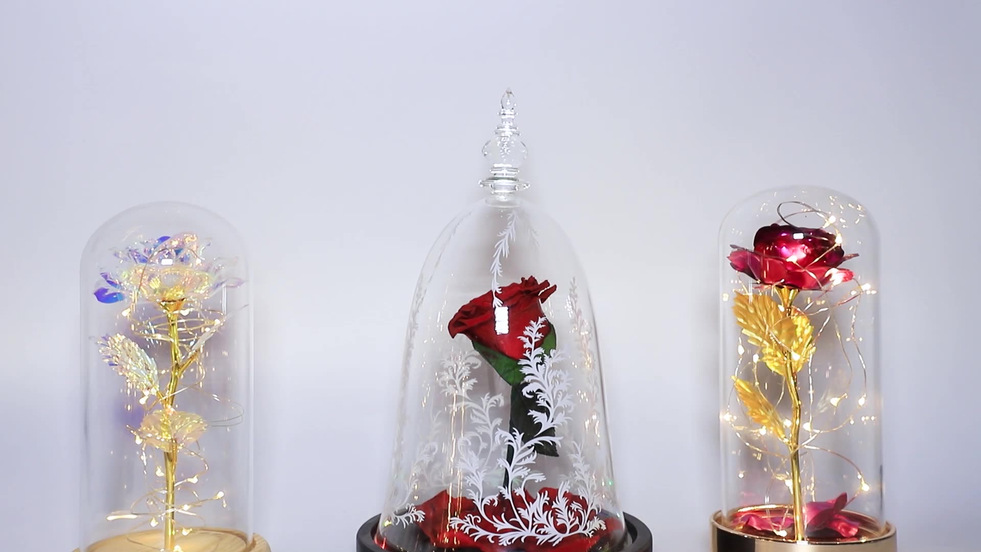 Wholesale New Design Christmas Tree And Led Lights In Glass Dome With