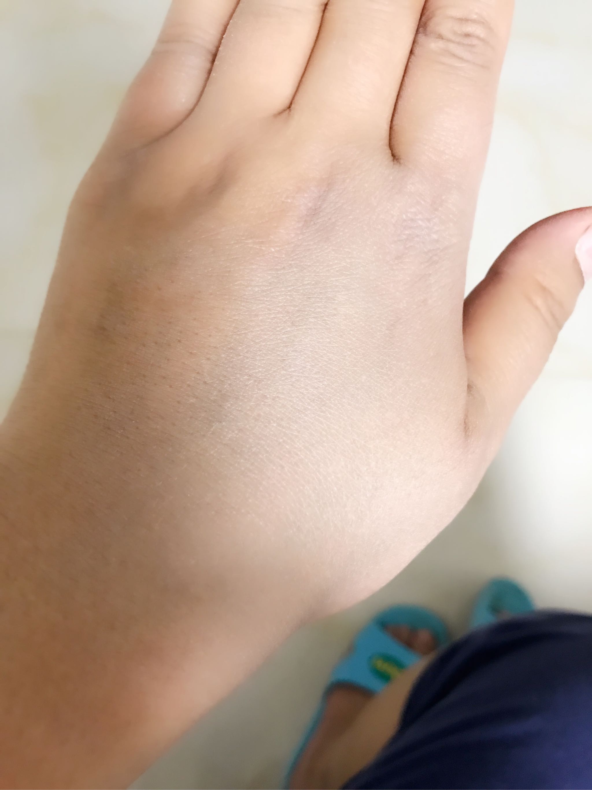 自然堂轻透无瑕修颜霜