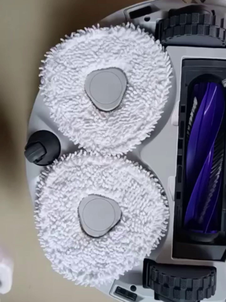 清洁神器大揭秘。云鲸J4/J4Lite扫地装置人的完美搭档来了。✨