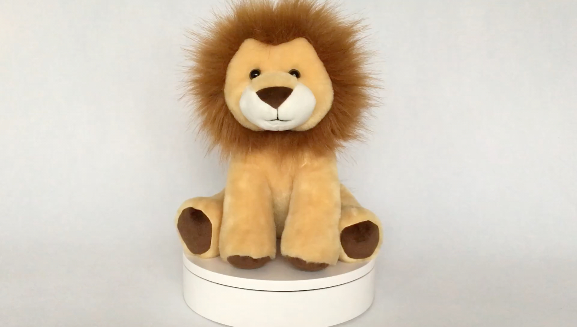 big lion soft toy