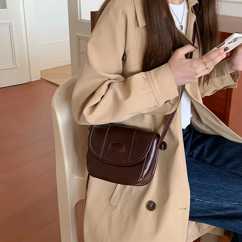 Retro Oil Wax Leather Women's Wallet 2025 New Niche Texture Fashion Card Holder European and American Large Capacity Coin Purse