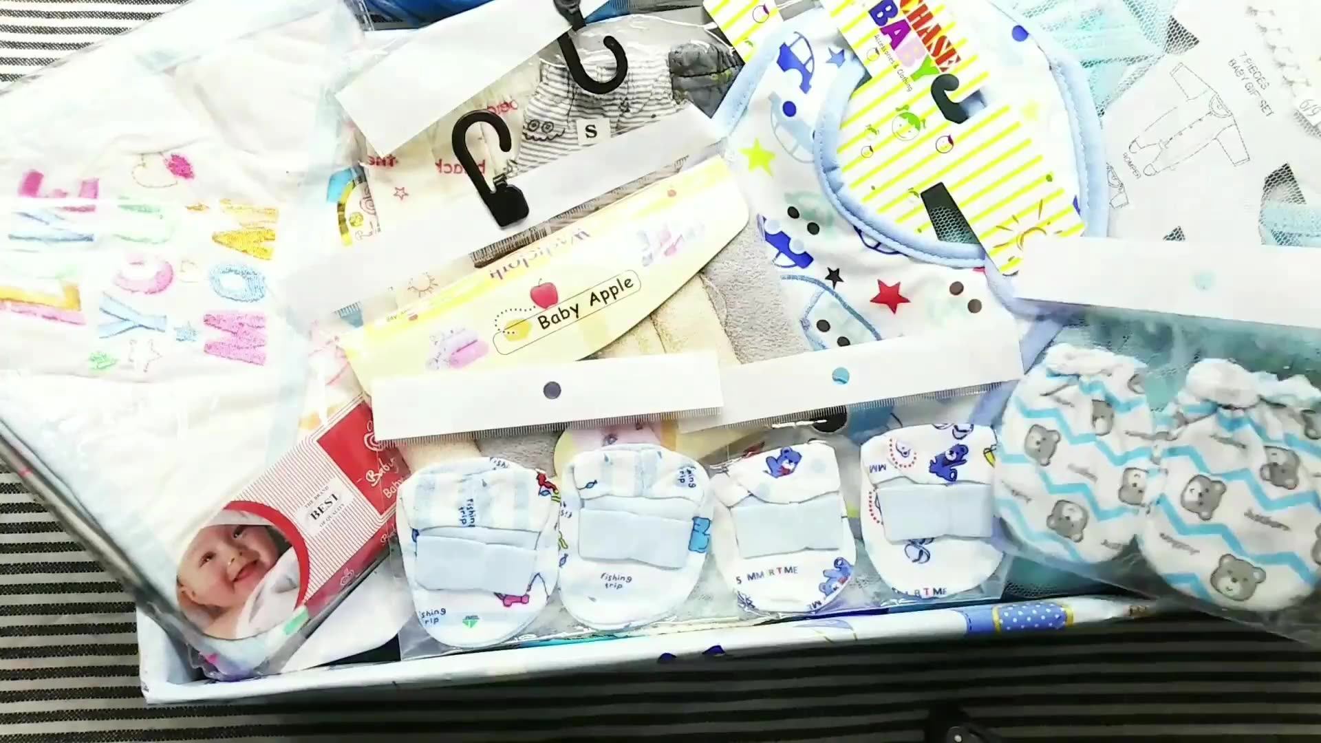 Newborn Baby Girl Gift Box Basket Expecting Mom Gifts Baby