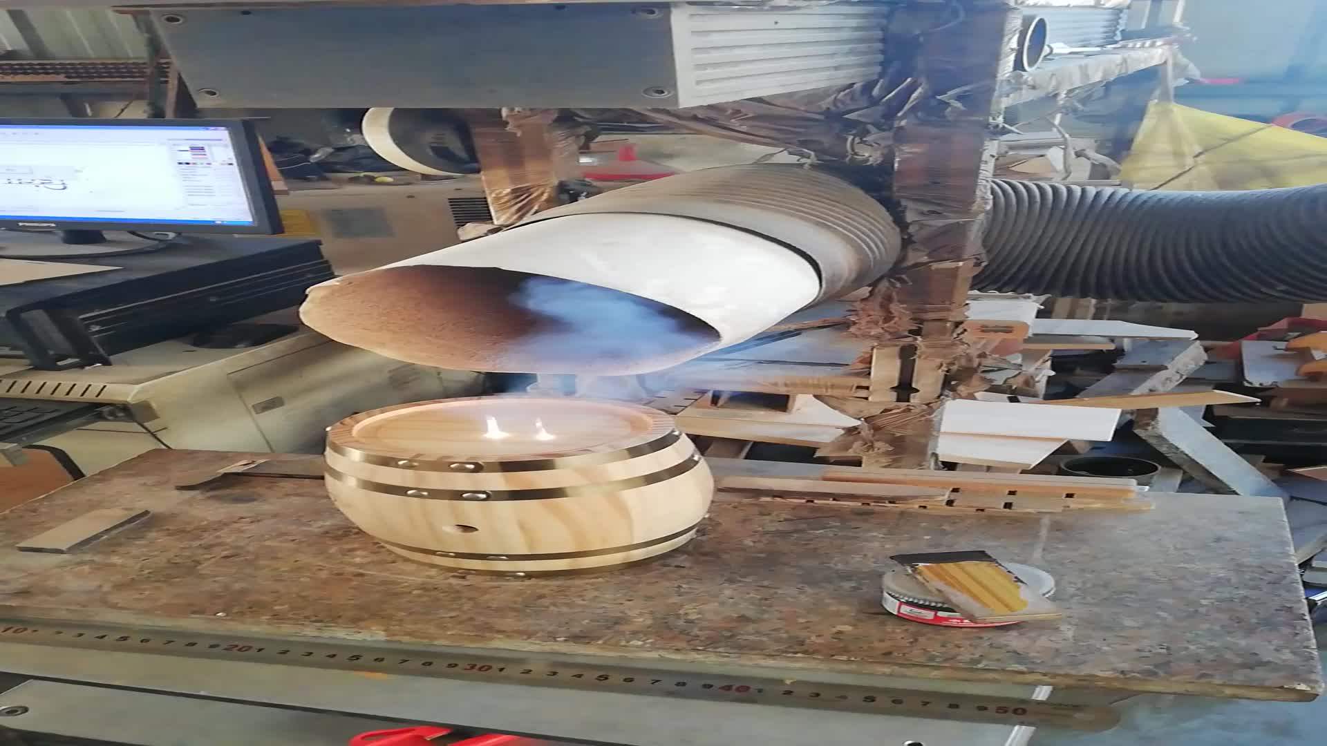 1l Varnish Finish Pine Wood Wine Barrel For Whisky,Brandy And