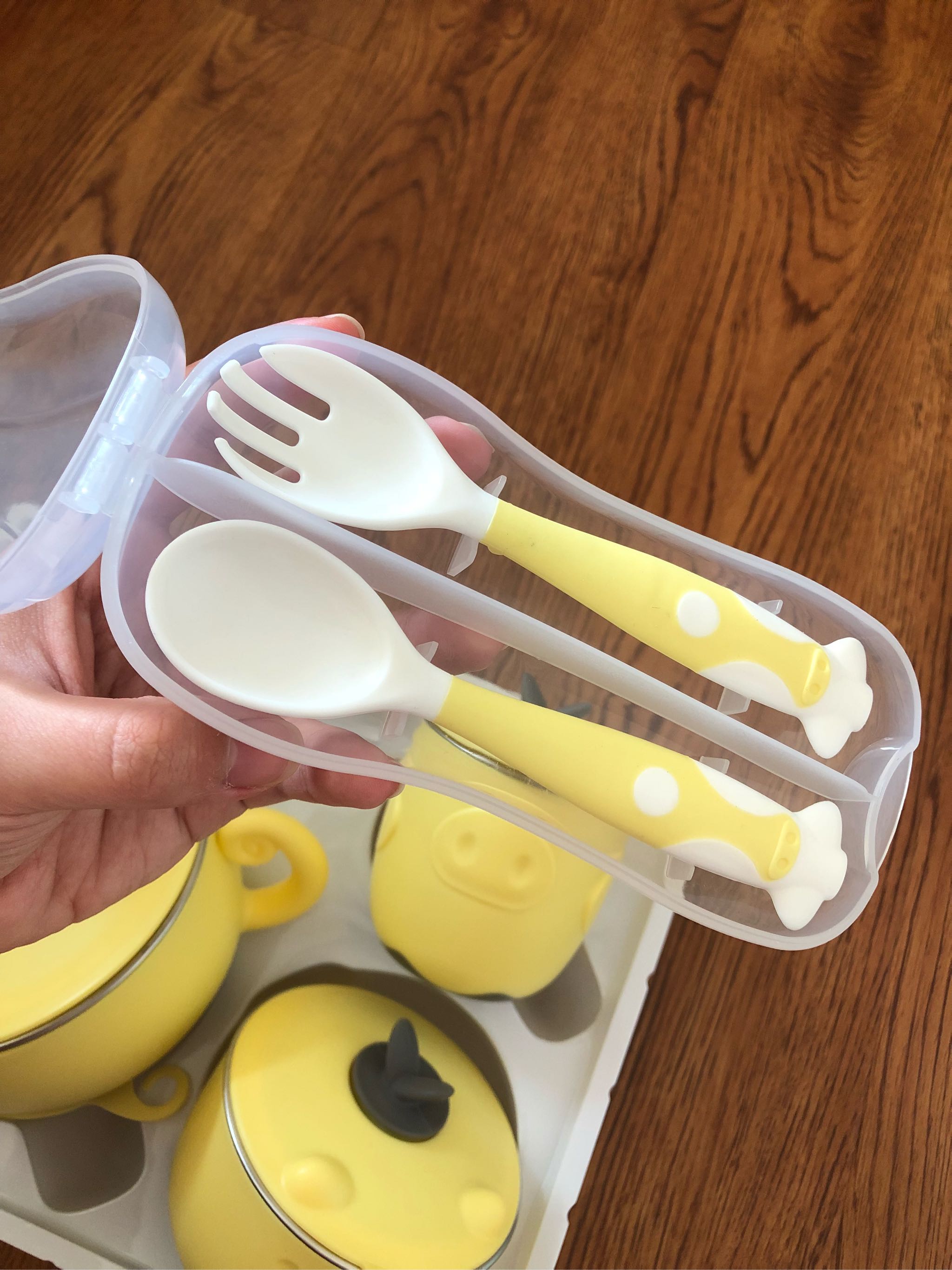 贝比康宝宝保温辅食碗餐具套装怎么样有用吗，母女俩使用一个月效果对比_搜券