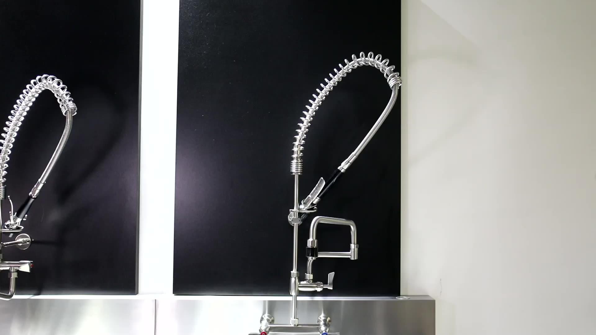 Pull Out Sink Mixer Kitchen Pre Rinse Wall Mounted Water Sink Basin
