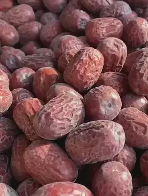 Ruoqiang red jujube Xinjiang specialty gray jujube 2020 new jujube Xinjiang original ecological hanging dried jujube 5kg in bulk uncleaned