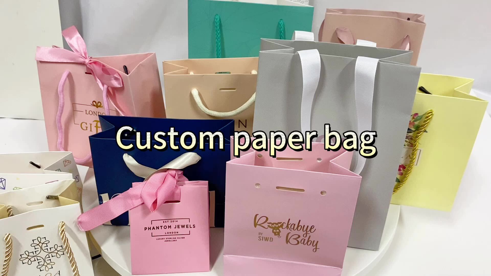 Custom Printed Luxury Small Recycled Shopping Bags Gift Paper Bags With Business Name For