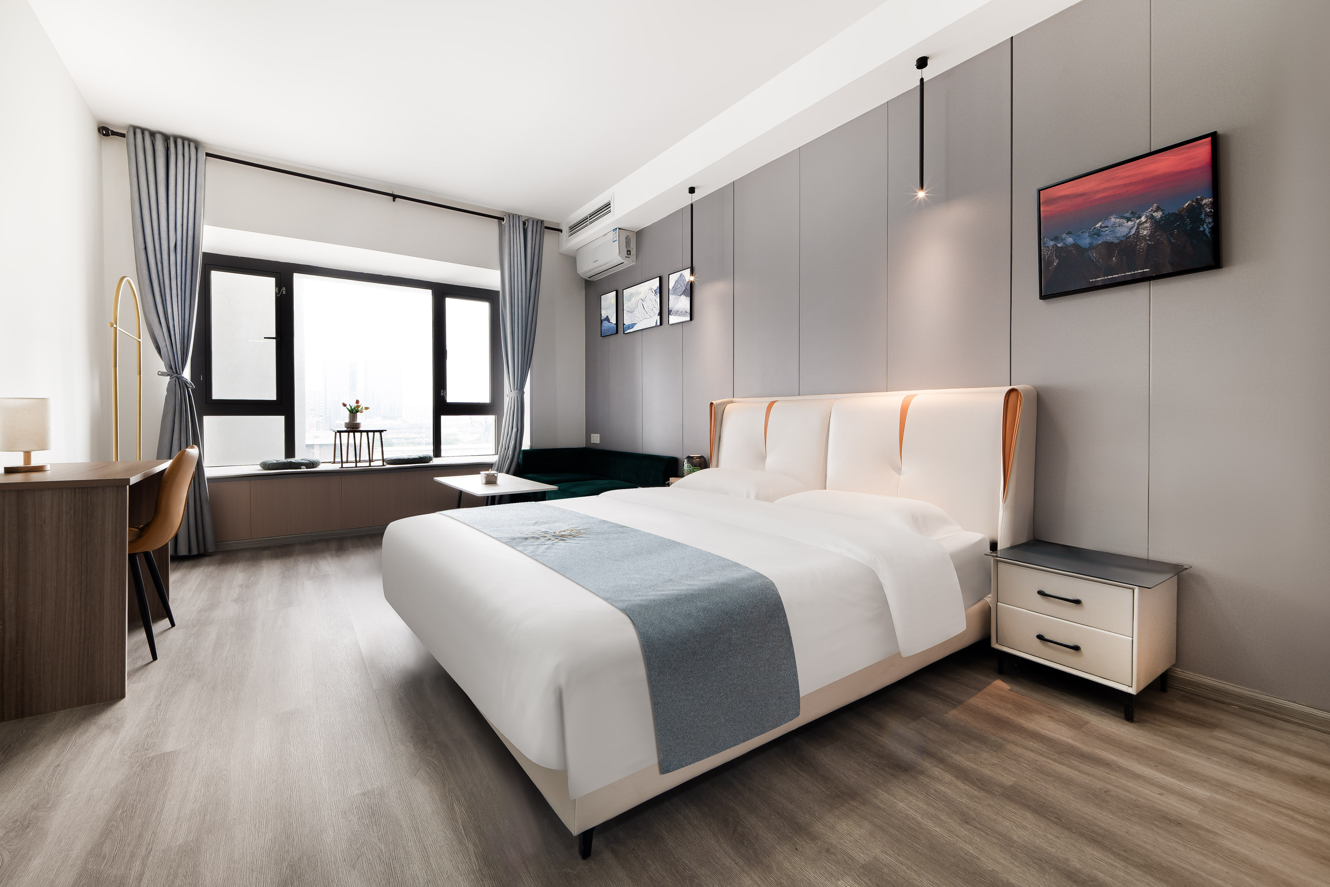 美城爱舍东悦荟(东站西广场店)