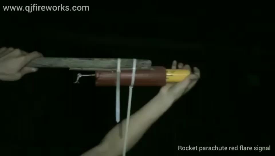 Solas Marine Pyrotechny Rocket Parachute Flare Signal Flares With