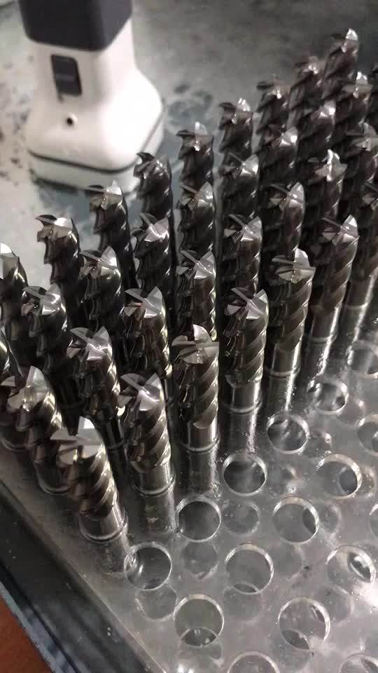 10 Discount Factory Price 2/4/6flute Hrc45 Hrc55 Hrc65 Tungsten Solid