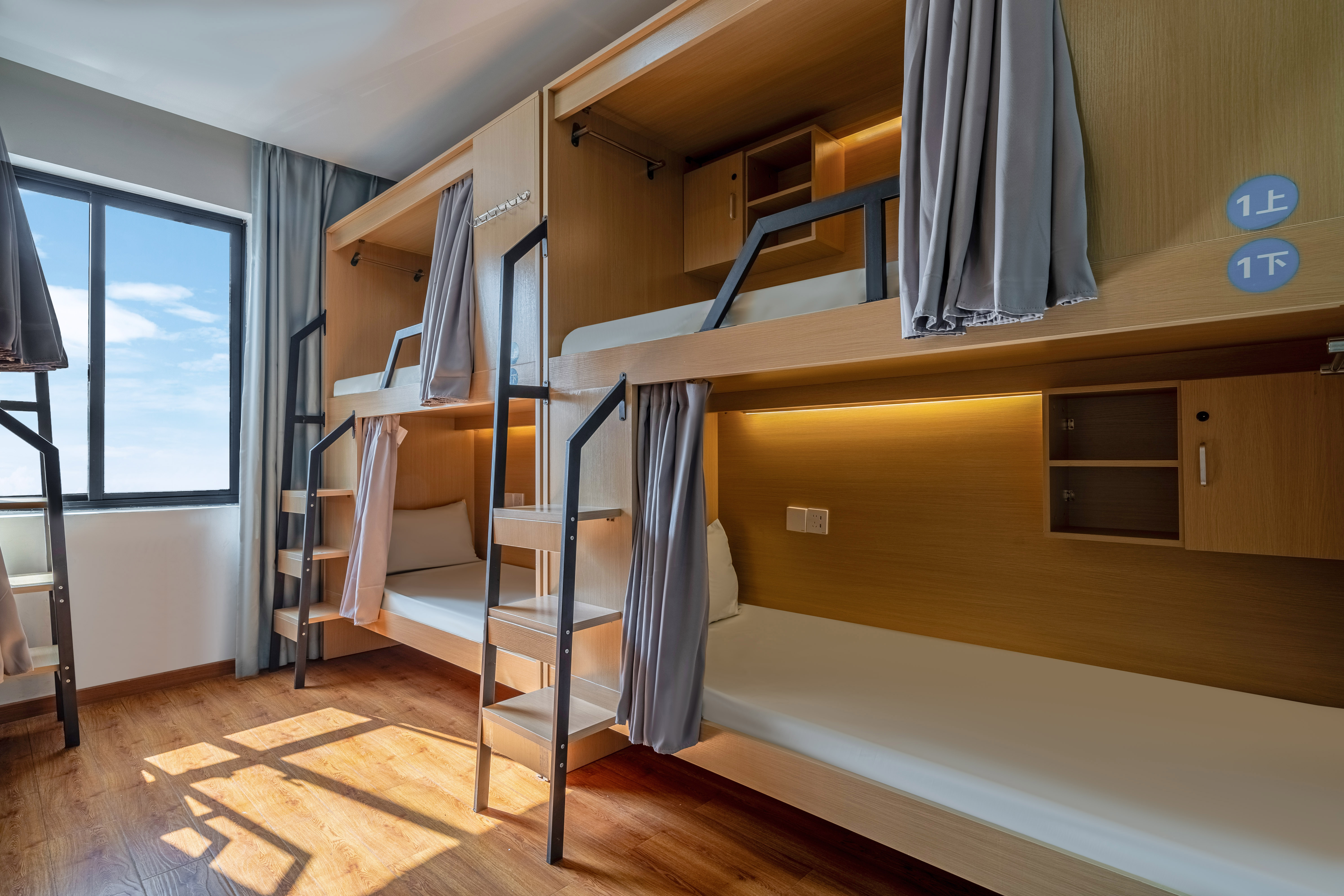 驿客行青旅酒店 (萧山通惠中路地铁站店)