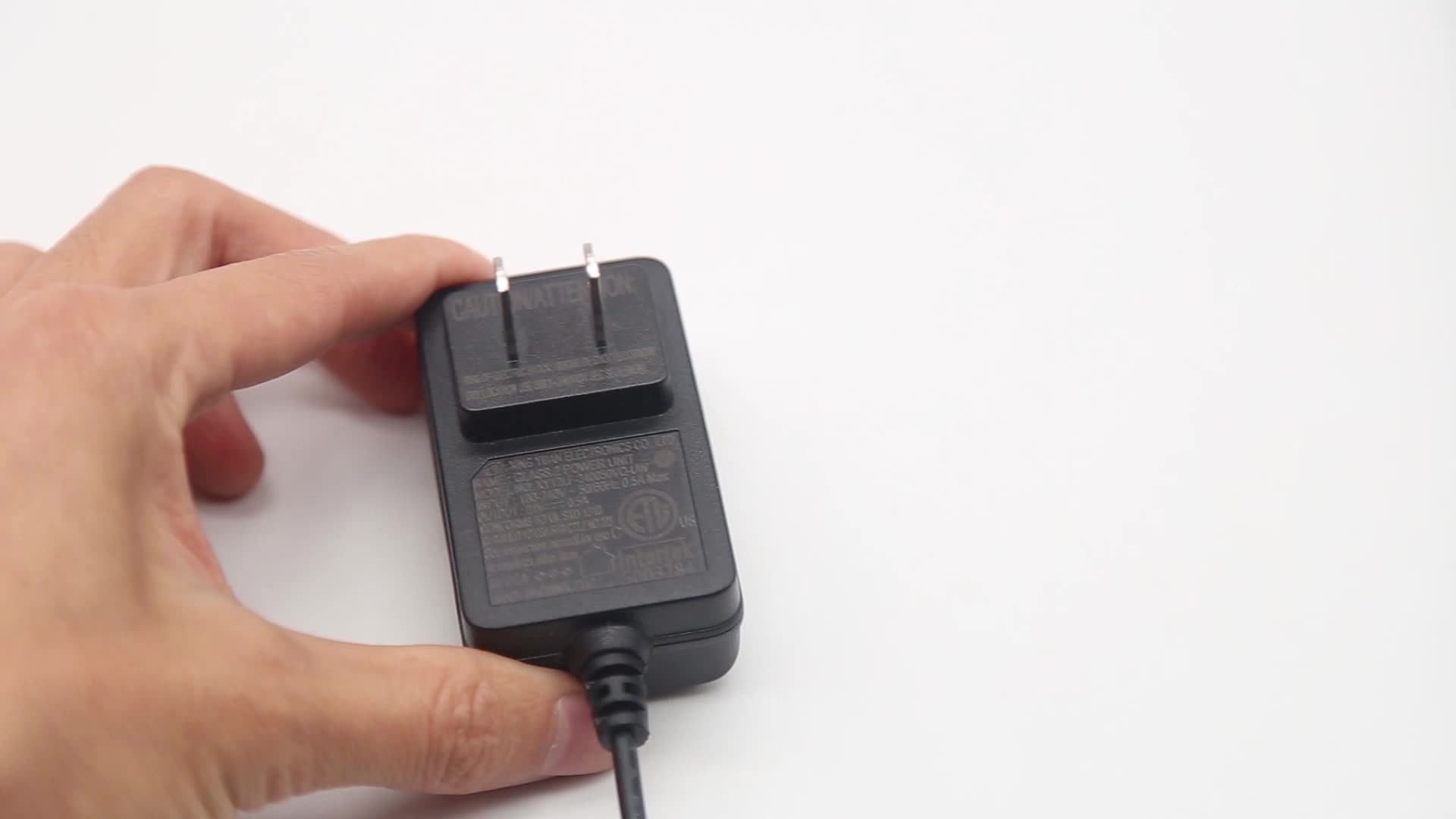 Вилка eu 3d. Переходник 220 110 под японскую вилку. Адаптер для мексики. Блок преобразователь 220-110 вольт. Адаптер для японской техники 100 в.