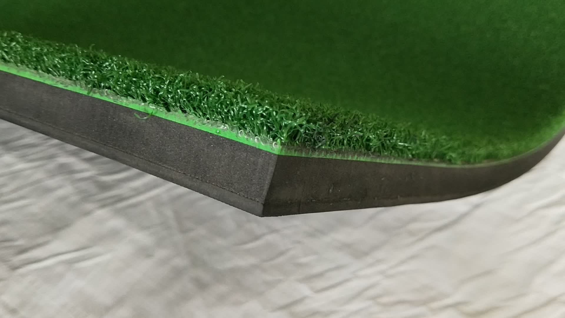 Golf Mat 5' X 5' Heavy Duty Antiskiding Premium Commercial Nylon Turf