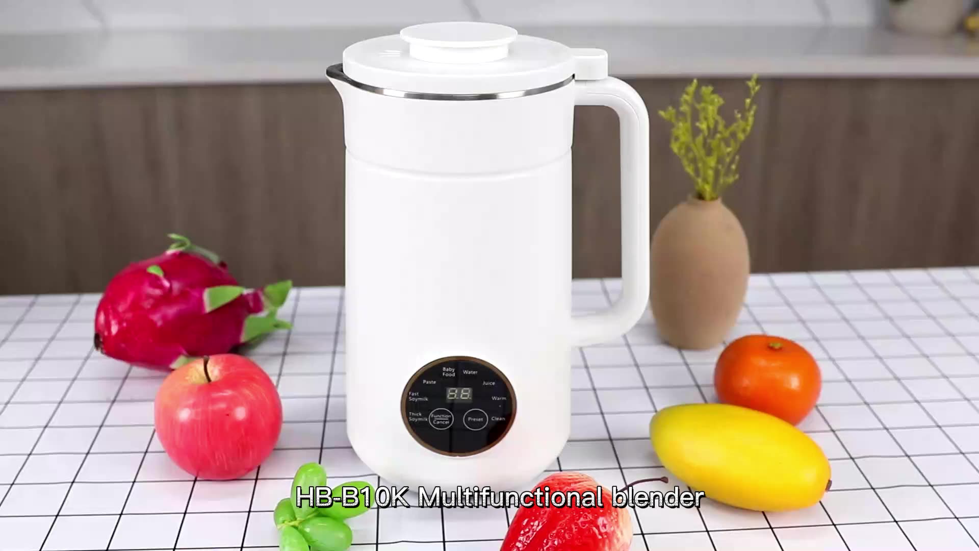 Family Using Automatic Hot Soy Milk Blender Almond Rice Paste Blender