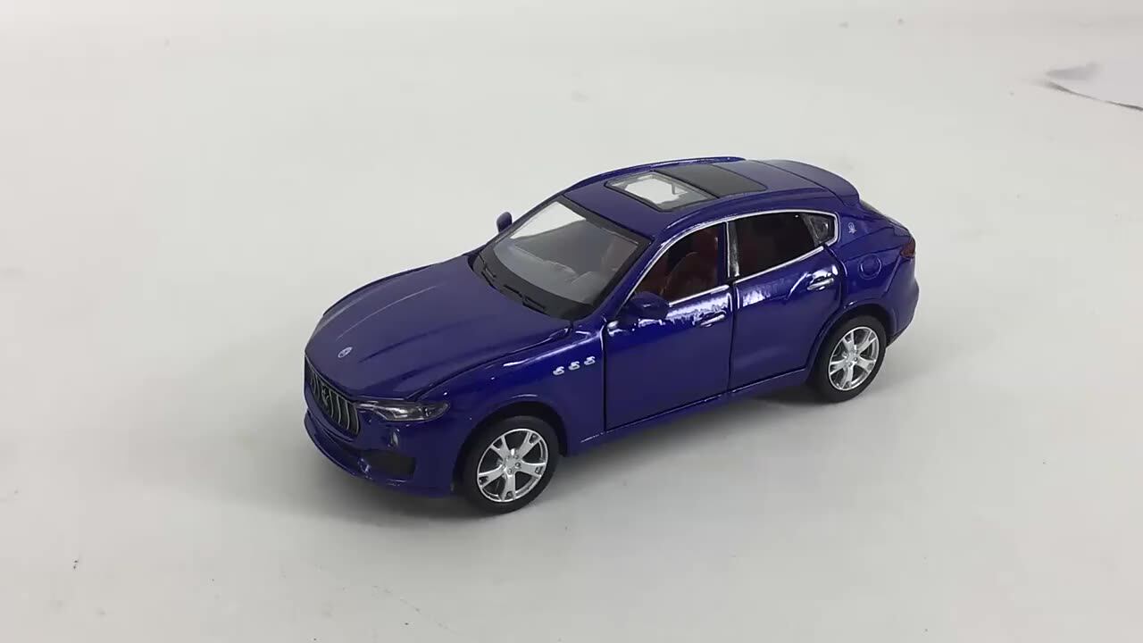 Maserati Levante ミニカー 1/18 ダークブルーMaserati Levante