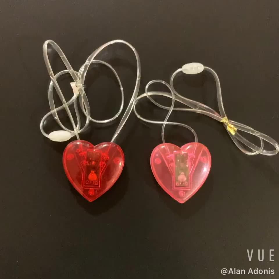 High Quality Valentine's Day Led Party Necklace Plastic Love Heart