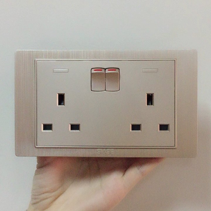 Siase Gold Color British Standard 13a Power Socket 13a Electrical