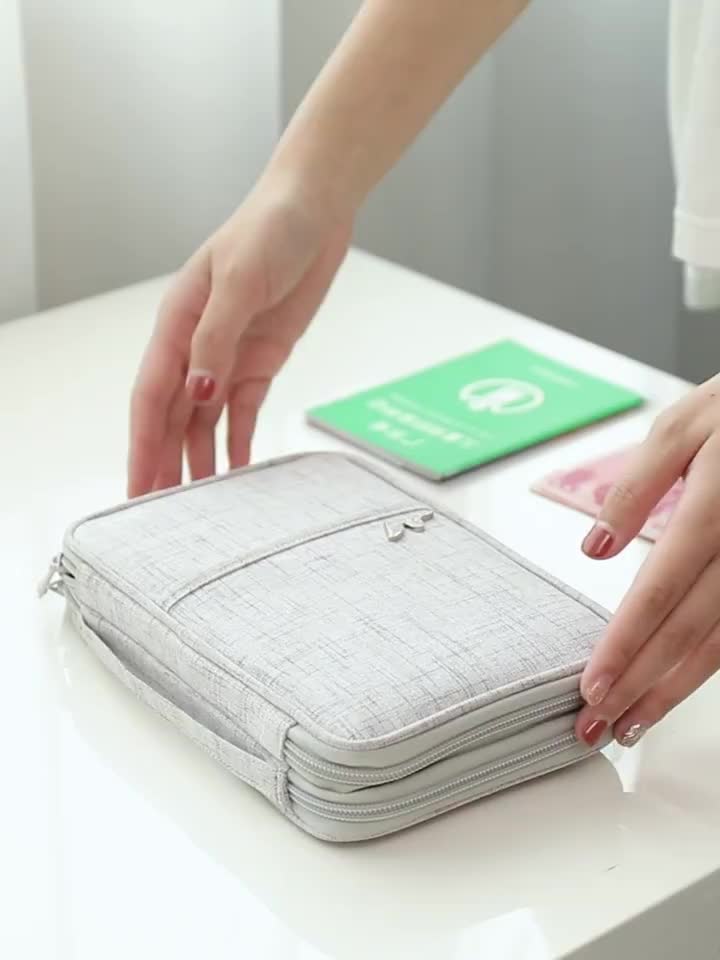 Bag passport. 5 Good reasons to use a Passport Holder / Cover.