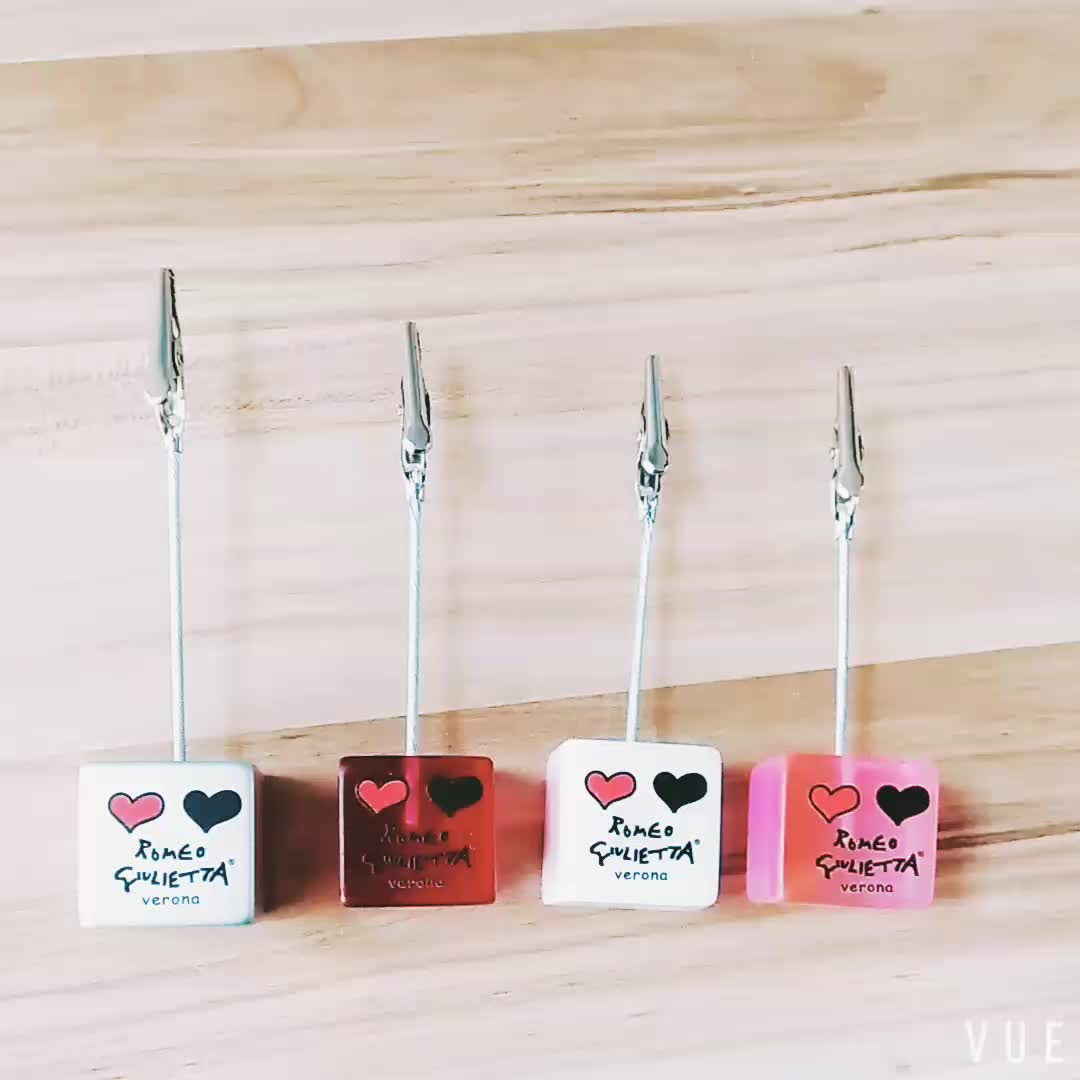 Customized Logo Cube Alligator Wire Resins Photo Clip Stand Memo Clip