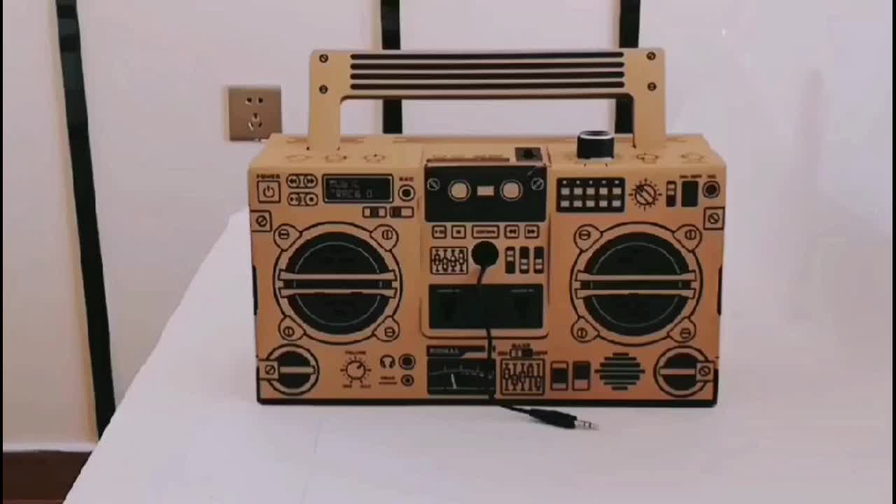 Retro Foldable Player,Radio Shaped Amplifier 3.5mm Diy Paper Cardboard