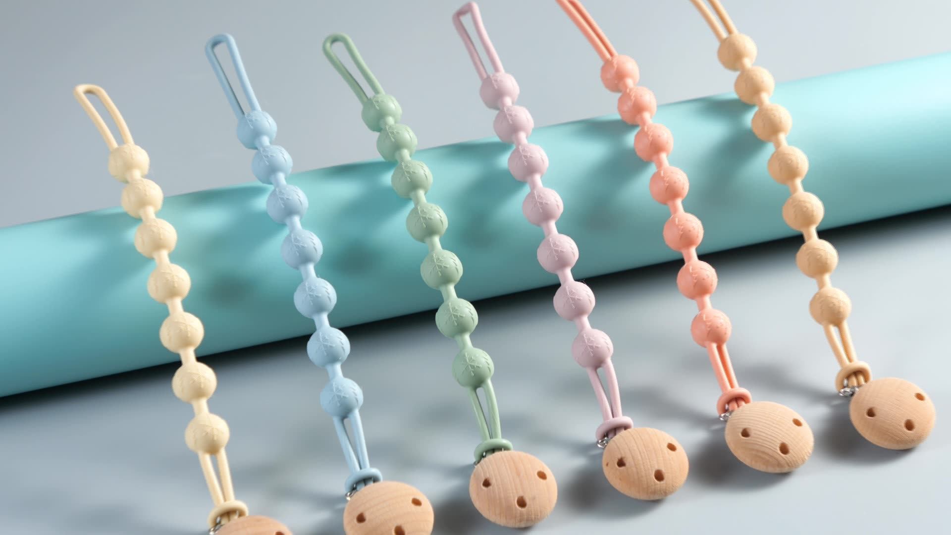 Nice Design Chewable Wooden Silicone Dummy Pacifier Clip Bpa Free