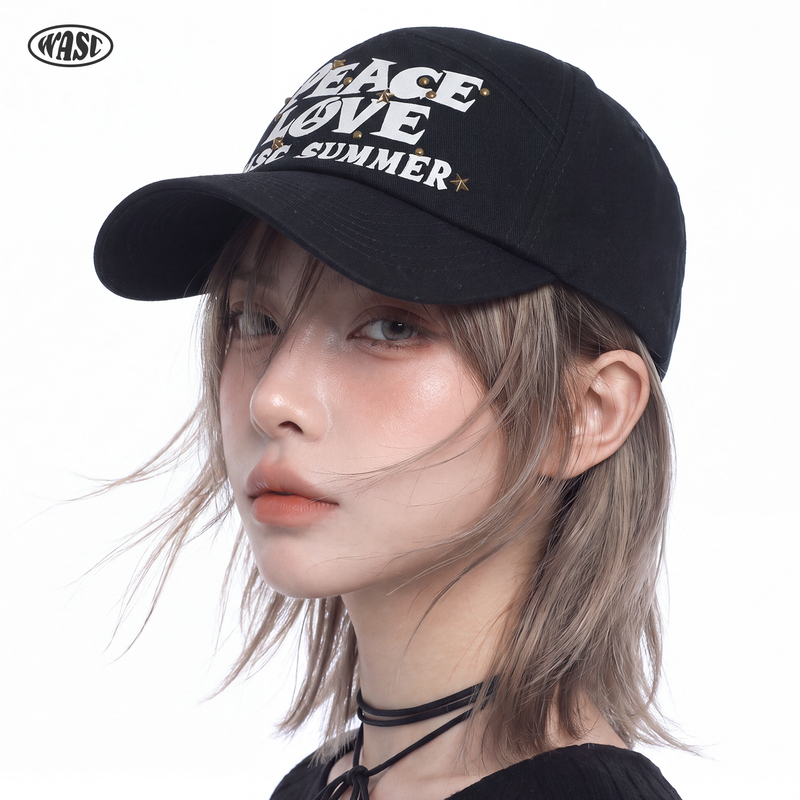 American Retro Polka Dot Star Baseball Cap for Women with Rivets, Featuring the Slogan "Love and Peace," Large Head Circumference, Face-Slimming Duckbill Cap American Retro Polka Dot Star Baseball Cap for Women with Rivets, Featuring the Slogan "Love and Peace," Large Head Circumference, Face-Slimming Duckbill Cap