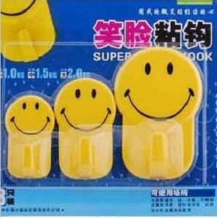 Happy smiling face sticky hook strong sticky hook sticky adhesive hook home clothes hook coat hook multi-purpose hook
