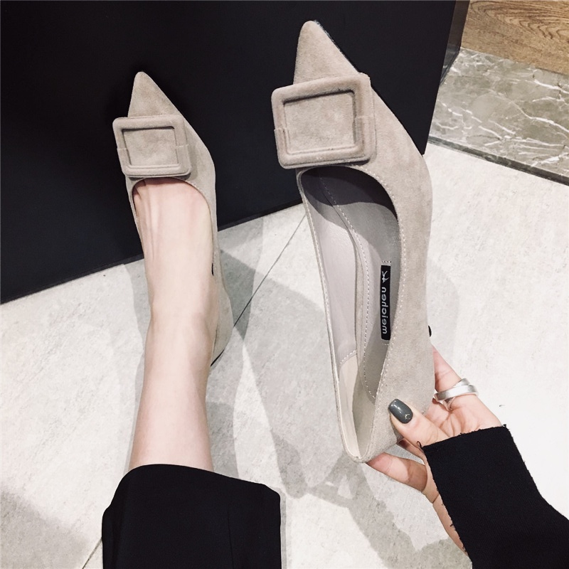 2021 new fine heel nude color square button suede high heel shoes female pointy girl shoes little fragrant wind Korean version 100 lap single shoe woman