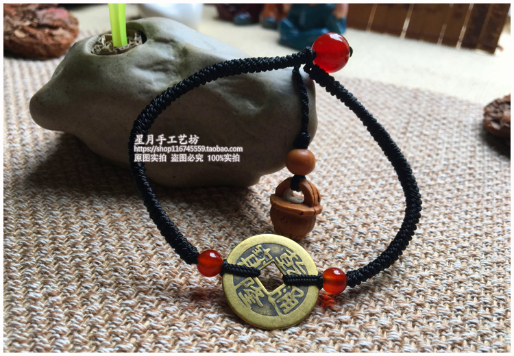 Năm sinh dây đỏ vòng chân nữ ác linh chó đen răng sốc dây đen vòng chân nam đồng tiền vòng tay đào giỏ tay dây lắc chân nữ thủ công