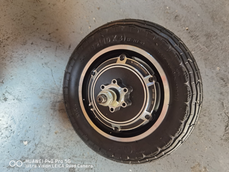 10inch Disc Brake Hub Brushless Scooter Electric Vehicle Motor with 10*2.5 Inner and Outer Tire