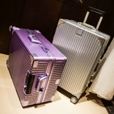 Матовый универсальный чемодан, 28 дюймов