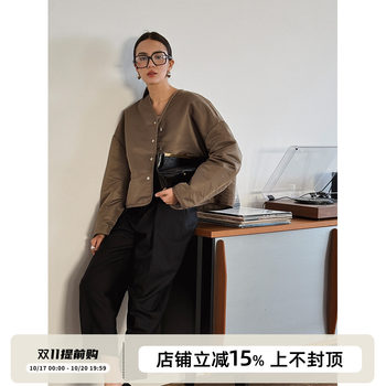 Sothea 2025 autumn and winter new fashionable v-neck short off-shoulder quilted cotton-padded jacket short coat cotton-padded jacket Sothea 2025 autumn and winter new fashionable v-neck short off-shoulder quilted cotton-padded jacket short coat cotton-padded jacket