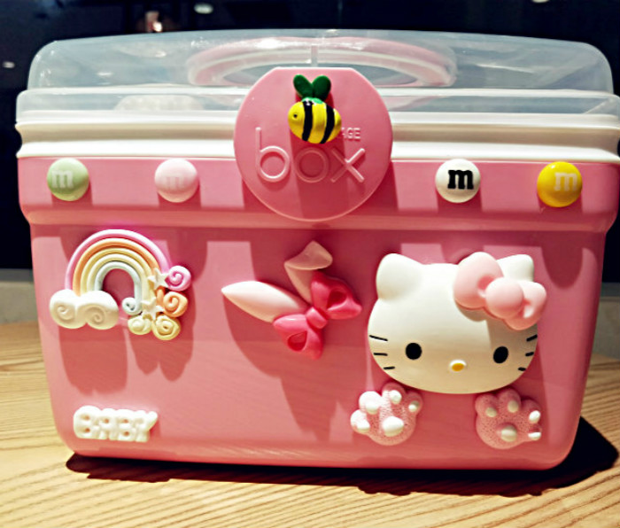 Home storage medicine box medicine multi-layer portable cartoon Cornetto function box home medical large storage box