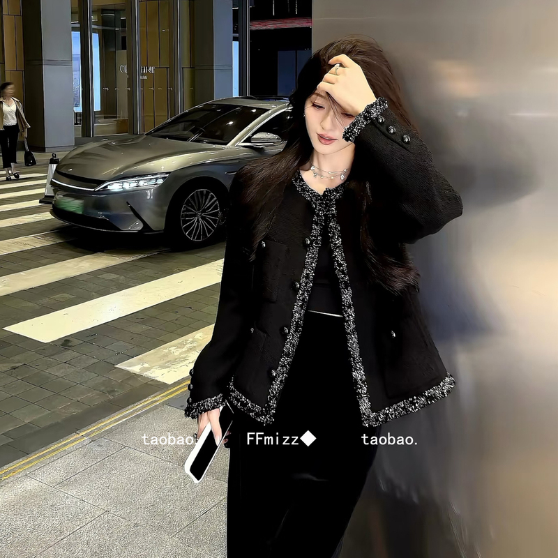 Ffmizz ◆ High-End Black Woven Tweed Short Coat with Rhinestones, Heavy-Duty Loose Woolen Slim-Fit Blazer. Ffmizz ◆ High-End Black Woven Tweed Short Coat with Rhinestones, Heavy-Duty Loose Woolen Slim-Fit Blazer.