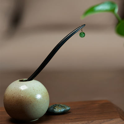 Ting Su New Chinese-style natural ebony hair hairpins and Ebony deer key pendants are exquisite small gifts