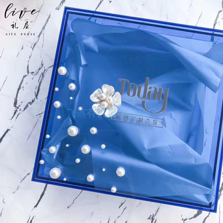 Decorative packaging gift box translucent sky blue acrylic box