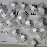 10 жемчужных белых