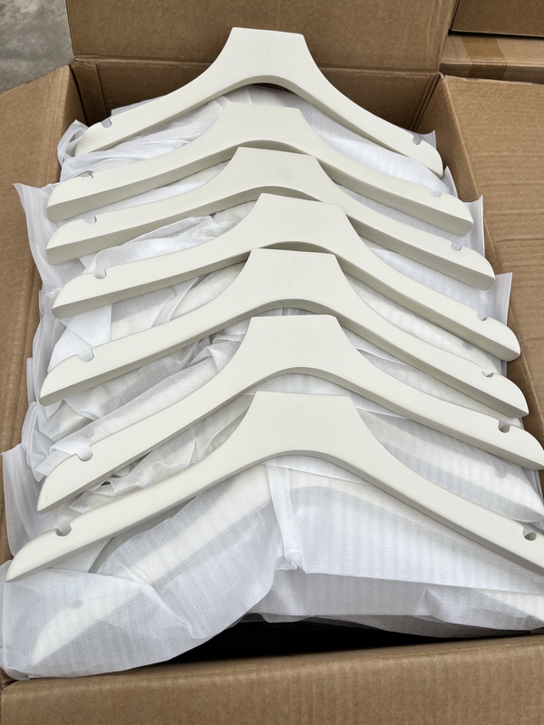 Factory-Made Clothing Store-Specific Women's Clothing Milk-White Solid Wood Seamless Hangers with Right-Angle Round Rods for Pants Factory-Made Clothing Store-Specific Women's Clothing Milk-White Solid Wood Seamless Hangers with Right-Angle Round Rods for Pants