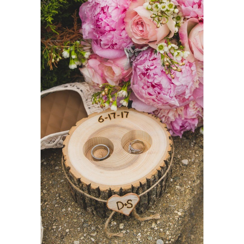 Amazon Exploits Custom Countryside Log Ring Case Solid Wood Earrings Ring Box First Accessories Box Wedding Ring