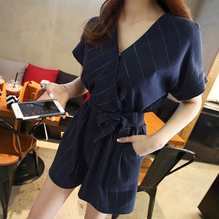 高腰连体短裤女夏装韩版潮女装大码宽松阔腿裤裙收腰显瘦连身套装在类目 女装/女士精品, 裤子, 休闲裤中 - 来自Buy2taobao.com提供专业的淘宝代购服务